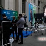 Montaje audiovisual del Simposio de Paraplejia en la Galería de Cristal del Palacio de Cibeles